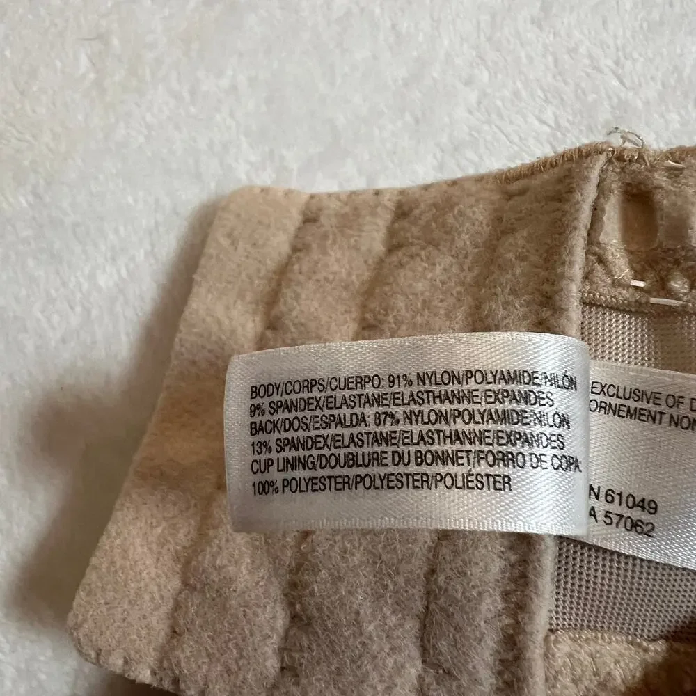 Wacoal Red Carpet Strapless Underwire Bra Size 32DDD in Color Sand **NO STRAPS**